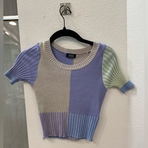 Checkered pastel tee. Dessin Studio. Size Small.